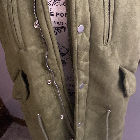 Monkey Ride Parka Vest - Picture 3 of 7